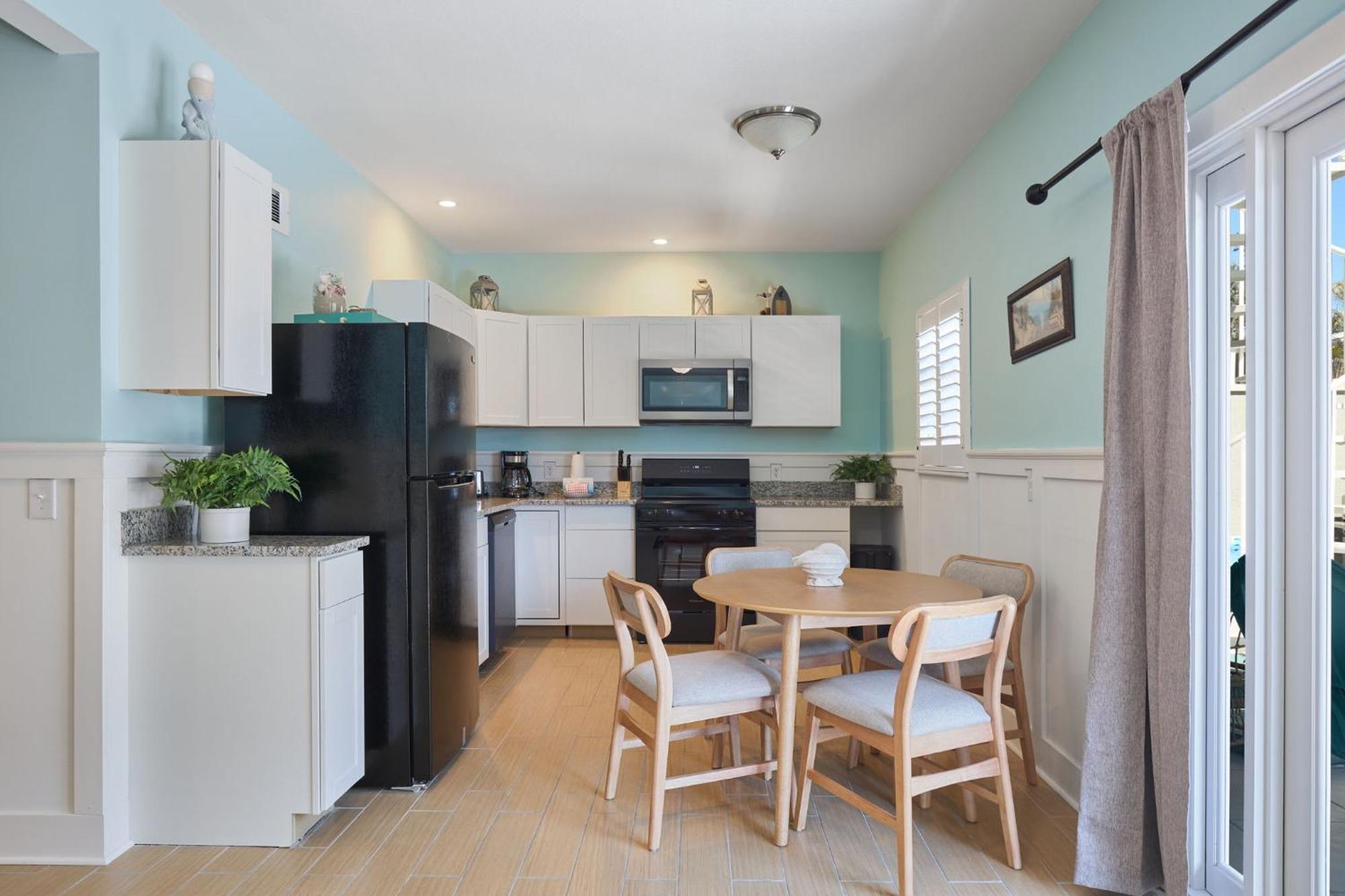 Gorgeous Apartment On Mango St Steps To Beach Fort Myers Beach Exterior photo